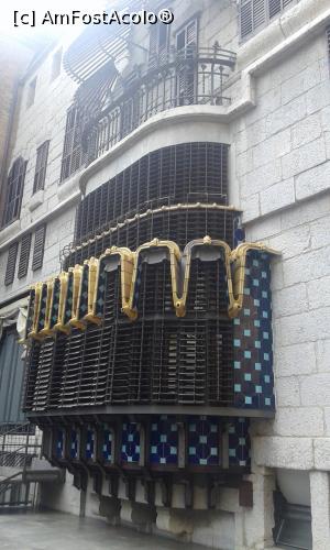 [P17] Palau Guell
Decoratiuni metalice balcon » foto by neilsimon
 - 
<span class="allrVoted glyphicon glyphicon-heart hidden" id="av853775"></span>
<a class="m-l-10 hidden" id="sv853775" onclick="voting_Foto_DelVot(,853775,12198)" role="button">șterge vot <span class="glyphicon glyphicon-remove"></span></a>
<a id="v9853775" class=" c-red"  onclick="voting_Foto_SetVot(853775)" role="button"><span class="glyphicon glyphicon-heart-empty"></span> <b>LIKE</b> = Votează poza</a> <img class="hidden"  id="f853775W9" src="/imagini/loader.gif" border="0" /><span class="AjErrMes hidden" id="e853775ErM"></span>