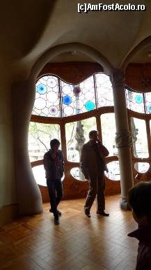 [P58] 55. Casa Batllo - eu şi Codruţ încercând să înţelegem geniul lui Gaudi » foto by nickro
 - 
<span class="allrVoted glyphicon glyphicon-heart hidden" id="av315641"></span>
<a class="m-l-10 hidden" id="sv315641" onclick="voting_Foto_DelVot(,315641,12198)" role="button">șterge vot <span class="glyphicon glyphicon-remove"></span></a>
<a id="v9315641" class=" c-red"  onclick="voting_Foto_SetVot(315641)" role="button"><span class="glyphicon glyphicon-heart-empty"></span> <b>LIKE</b> = Votează poza</a> <img class="hidden"  id="f315641W9" src="/imagini/loader.gif" border="0" /><span class="AjErrMes hidden" id="e315641ErM"></span>