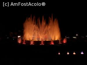 [P06] Magic Fountain Montjuic » foto by aschimodius
 - 
<span class="allrVoted glyphicon glyphicon-heart hidden" id="av1062370"></span>
<a class="m-l-10 hidden" id="sv1062370" onclick="voting_Foto_DelVot(,1062370,12198)" role="button">șterge vot <span class="glyphicon glyphicon-remove"></span></a>
<a id="v91062370" class=" c-red"  onclick="voting_Foto_SetVot(1062370)" role="button"><span class="glyphicon glyphicon-heart-empty"></span> <b>LIKE</b> = Votează poza</a> <img class="hidden"  id="f1062370W9" src="/imagini/loader.gif" border="0" /><span class="AjErrMes hidden" id="e1062370ErM"></span>