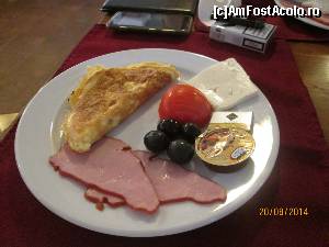 P18 [AUG-2014] Una dintre variantele micului dejun... Suficient si bun