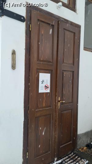 [P03] Una dintre intrărileîin Machine House » foto by k-lator
 - 
<span class="allrVoted glyphicon glyphicon-heart hidden" id="av1498514"></span>
<a class="m-l-10 hidden" id="sv1498514" onclick="voting_Foto_DelVot(,1498514,12305)" role="button">șterge vot <span class="glyphicon glyphicon-remove"></span></a>
<a id="v91498514" class=" c-red"  onclick="voting_Foto_SetVot(1498514)" role="button"><span class="glyphicon glyphicon-heart-empty"></span> <b>LIKE</b> = Votează poza</a> <img class="hidden"  id="f1498514W9" src="/imagini/loader.gif" border="0" /><span class="AjErrMes hidden" id="e1498514ErM"></span>