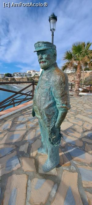 [P61] Statuia de lângă Playa El Salón » foto by irinad
 - 
<span class="allrVoted glyphicon glyphicon-heart hidden" id="av1517994"></span>
<a class="m-l-10 hidden" id="sv1517994" onclick="voting_Foto_DelVot(,1517994,12323)" role="button">șterge vot <span class="glyphicon glyphicon-remove"></span></a>
<a id="v91517994" class=" c-red"  onclick="voting_Foto_SetVot(1517994)" role="button"><span class="glyphicon glyphicon-heart-empty"></span> <b>LIKE</b> = Votează poza</a> <img class="hidden"  id="f1517994W9" src="/imagini/loader.gif" border="0" /><span class="AjErrMes hidden" id="e1517994ErM"></span>