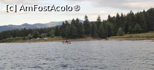 [P17] Colibita - Plimbare cu barca pe lac. » foto by iulianic
 - 
<span class="allrVoted glyphicon glyphicon-heart hidden" id="av1545645"></span>
<a class="m-l-10 hidden" id="sv1545645" onclick="voting_Foto_DelVot(,1545645,12551)" role="button">șterge vot <span class="glyphicon glyphicon-remove"></span></a>
<a id="v91545645" class=" c-red"  onclick="voting_Foto_SetVot(1545645)" role="button"><span class="glyphicon glyphicon-heart-empty"></span> <b>LIKE</b> = Votează poza</a> <img class="hidden"  id="f1545645W9" src="/imagini/loader.gif" border="0" /><span class="AjErrMes hidden" id="e1545645ErM"></span>