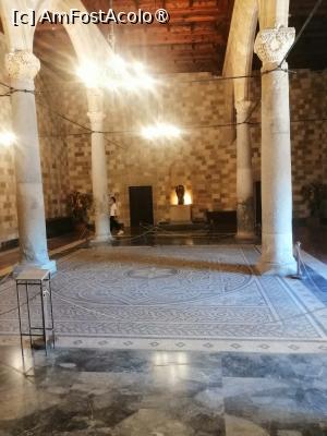 [P07] Camera cu coloane si mozaicul din secolul 5 » foto by Cristian_h
 - 
<span class="allrVoted glyphicon glyphicon-heart hidden" id="av1502310"></span>
<a class="m-l-10 hidden" id="sv1502310" onclick="voting_Foto_DelVot(,1502310,12653)" role="button">șterge vot <span class="glyphicon glyphicon-remove"></span></a>
<a id="v91502310" class=" c-red"  onclick="voting_Foto_SetVot(1502310)" role="button"><span class="glyphicon glyphicon-heart-empty"></span> <b>LIKE</b> = Votează poza</a> <img class="hidden"  id="f1502310W9" src="/imagini/loader.gif" border="0" /><span class="AjErrMes hidden" id="e1502310ErM"></span>