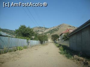 [P25] Pe la ora 17.00 am intrat pe strada Ţuţuiatu, punctul de plecare în drumeţia noastră spre vârful cu acelaşi nume.  » foto by Floryn81
 - 
<span class="allrVoted glyphicon glyphicon-heart hidden" id="av910914"></span>
<a class="m-l-10 hidden" id="sv910914" onclick="voting_Foto_DelVot(,910914,12680)" role="button">șterge vot <span class="glyphicon glyphicon-remove"></span></a>
<a id="v9910914" class=" c-red"  onclick="voting_Foto_SetVot(910914)" role="button"><span class="glyphicon glyphicon-heart-empty"></span> <b>LIKE</b> = Votează poza</a> <img class="hidden"  id="f910914W9" src="/imagini/loader.gif" border="0" /><span class="AjErrMes hidden" id="e910914ErM"></span>