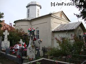 [P25] Mănăstirea Rătești / Biserica mică cu hramul ”Învierea lui Lazăr”, construită în anul 1867, văzută din apropiere.  » foto by Floryn81
 - 
<span class="allrVoted glyphicon glyphicon-heart hidden" id="av375236"></span>
<a class="m-l-10 hidden" id="sv375236" onclick="voting_Foto_DelVot(,375236,12715)" role="button">șterge vot <span class="glyphicon glyphicon-remove"></span></a>
<a id="v9375236" class=" c-red"  onclick="voting_Foto_SetVot(375236)" role="button"><span class="glyphicon glyphicon-heart-empty"></span> <b>LIKE</b> = Votează poza</a> <img class="hidden"  id="f375236W9" src="/imagini/loader.gif" border="0" /><span class="AjErrMes hidden" id="e375236ErM"></span>