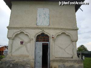 [P07] Biserica schitului cu hramul ”Sfinții Arhangheli Mihail și Gavriil”, construită în anul 1694, este declarată monument istoric.  » foto by Floryn81
 - 
<span class="allrVoted glyphicon glyphicon-heart hidden" id="av616549"></span>
<a class="m-l-10 hidden" id="sv616549" onclick="voting_Foto_DelVot(,616549,12715)" role="button">șterge vot <span class="glyphicon glyphicon-remove"></span></a>
<a id="v9616549" class=" c-red"  onclick="voting_Foto_SetVot(616549)" role="button"><span class="glyphicon glyphicon-heart-empty"></span> <b>LIKE</b> = Votează poza</a> <img class="hidden"  id="f616549W9" src="/imagini/loader.gif" border="0" /><span class="AjErrMes hidden" id="e616549ErM"></span>