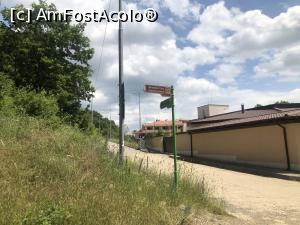 [P90] Starazagorski Bani - acesta era indicatorul la capat de strada, dar mai incolo nimic » foto by mishu
 - 
<span class="allrVoted glyphicon glyphicon-heart hidden" id="av1306910"></span>
<a class="m-l-10 hidden" id="sv1306910" onclick="voting_Foto_DelVot(,1306910,12753)" role="button">șterge vot <span class="glyphicon glyphicon-remove"></span></a>
<a id="v91306910" class=" c-red"  onclick="voting_Foto_SetVot(1306910)" role="button"><span class="glyphicon glyphicon-heart-empty"></span> <b>LIKE</b> = Votează poza</a> <img class="hidden"  id="f1306910W9" src="/imagini/loader.gif" border="0" /><span class="AjErrMes hidden" id="e1306910ErM"></span>