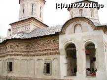 P16 [JUL-2010] Biserica Manastirii Arnota, comuna Costesti, judetul Valcea