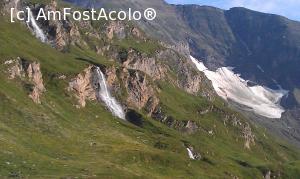 P04 [JUL-2015] Altă cascadă pe drumul spre punctul de belvedere Kaizer Franz Josepf de pe Grossglockner Hochnalpenstrasse, Austria. 