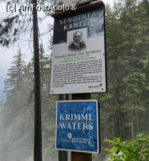 [P11] Fiecare dintre aceste puncte de belvedere amenajate cu podete si balustrade de lemn, poarta numele unei personalitati care a contribuit la dezvoltarea turismului montan din Austria si la construirea traseului pe langa Cascada Krimml. » foto by geani anto
 - 
<span class="allrVoted glyphicon glyphicon-heart hidden" id="av1423363"></span>
<a class="m-l-10 hidden" id="sv1423363" onclick="voting_Foto_DelVot(,1423363,12945)" role="button">șterge vot <span class="glyphicon glyphicon-remove"></span></a>
<a id="v91423363" class=" c-red"  onclick="voting_Foto_SetVot(1423363)" role="button"><span class="glyphicon glyphicon-heart-empty"></span> <b>LIKE</b> = Votează poza</a> <img class="hidden"  id="f1423363W9" src="/imagini/loader.gif" border="0" /><span class="AjErrMes hidden" id="e1423363ErM"></span>