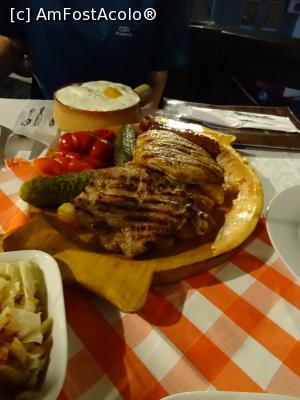 [P10] Mix grill platou - Restaurantul Cocoșul de Aur, Deva.  » foto by tata123 🔱
 - 
<span class="allrVoted glyphicon glyphicon-heart hidden" id="av1106983"></span>
<a class="m-l-10 hidden" id="sv1106983" onclick="voting_Foto_DelVot(,1106983,13069)" role="button">șterge vot <span class="glyphicon glyphicon-remove"></span></a>
<a id="v91106983" class=" c-red"  onclick="voting_Foto_SetVot(1106983)" role="button"><span class="glyphicon glyphicon-heart-empty"></span> <b>LIKE</b> = Votează poza</a> <img class="hidden"  id="f1106983W9" src="/imagini/loader.gif" border="0" /><span class="AjErrMes hidden" id="e1106983ErM"></span>