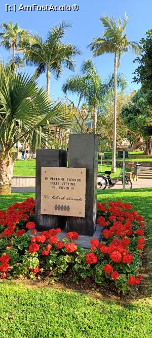 [P05] Piazza Angelina Lauro - monument dedicat victimelor pandemiei de Covid-19. » foto by tata123 🔱
 - 
<span class="allrVoted glyphicon glyphicon-heart hidden" id="av1531082"></span>
<a class="m-l-10 hidden" id="sv1531082" onclick="voting_Foto_DelVot(,1531082,13144)" role="button">șterge vot <span class="glyphicon glyphicon-remove"></span></a>
<a id="v91531082" class=" c-red"  onclick="voting_Foto_SetVot(1531082)" role="button"><span class="glyphicon glyphicon-heart-empty"></span> <b>LIKE</b> = Votează poza</a> <img class="hidden"  id="f1531082W9" src="/imagini/loader.gif" border="0" /><span class="AjErrMes hidden" id="e1531082ErM"></span>