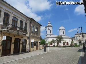 [P16] Biserica Domnească sau „Sf. Treime” de pe str. Lipscani - Slatina.  » foto by tata123 🔱
 - 
<span class="allrVoted glyphicon glyphicon-heart hidden" id="av619614"></span>
<a class="m-l-10 hidden" id="sv619614" onclick="voting_Foto_DelVot(,619614,13164)" role="button">șterge vot <span class="glyphicon glyphicon-remove"></span></a>
<a id="v9619614" class=" c-red"  onclick="voting_Foto_SetVot(619614)" role="button"><span class="glyphicon glyphicon-heart-empty"></span> <b>LIKE</b> = Votează poza</a> <img class="hidden"  id="f619614W9" src="/imagini/loader.gif" border="0" /><span class="AjErrMes hidden" id="e619614ErM"></span>