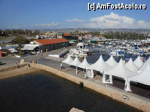 [P27] Faleza din Paphos - Portul, faleza si partial orasul vazute de pe platforma superioara.  » foto by iulianic
 - 
<span class="allrVoted glyphicon glyphicon-heart hidden" id="av387525"></span>
<a class="m-l-10 hidden" id="sv387525" onclick="voting_Foto_DelVot(,387525,13279)" role="button">șterge vot <span class="glyphicon glyphicon-remove"></span></a>
<a id="v9387525" class=" c-red"  onclick="voting_Foto_SetVot(387525)" role="button"><span class="glyphicon glyphicon-heart-empty"></span> <b>LIKE</b> = Votează poza</a> <img class="hidden"  id="f387525W9" src="/imagini/loader.gif" border="0" /><span class="AjErrMes hidden" id="e387525ErM"></span>