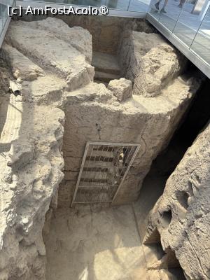 [P28] Paphos,catacombe » foto by AZE
 - 
<span class="allrVoted glyphicon glyphicon-heart hidden" id="av1497458"></span>
<a class="m-l-10 hidden" id="sv1497458" onclick="voting_Foto_DelVot(,1497458,13279)" role="button">șterge vot <span class="glyphicon glyphicon-remove"></span></a>
<a id="v91497458" class=" c-red"  onclick="voting_Foto_SetVot(1497458)" role="button"><span class="glyphicon glyphicon-heart-empty"></span> <b>LIKE</b> = Votează poza</a> <img class="hidden"  id="f1497458W9" src="/imagini/loader.gif" border="0" /><span class="AjErrMes hidden" id="e1497458ErM"></span>