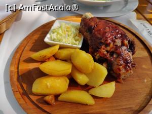 [P15] Buturel (ciolan) de porc cu cartofi » foto by crismis
 - 
<span class="allrVoted glyphicon glyphicon-heart hidden" id="av1491062"></span>
<a class="m-l-10 hidden" id="sv1491062" onclick="voting_Foto_DelVot(,1491062,13316)" role="button">șterge vot <span class="glyphicon glyphicon-remove"></span></a>
<a id="v91491062" class=" c-red"  onclick="voting_Foto_SetVot(1491062)" role="button"><span class="glyphicon glyphicon-heart-empty"></span> <b>LIKE</b> = Votează poza</a> <img class="hidden"  id="f1491062W9" src="/imagini/loader.gif" border="0" /><span class="AjErrMes hidden" id="e1491062ErM"></span>