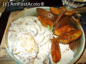 [P15] Scalopi con funghi » foto by Zoazore
 - 
<span class="allrVoted glyphicon glyphicon-heart hidden" id="av1485299"></span>
<a class="m-l-10 hidden" id="sv1485299" onclick="voting_Foto_DelVot(,1485299,13316)" role="button">șterge vot <span class="glyphicon glyphicon-remove"></span></a>
<a id="v91485299" class=" c-red"  onclick="voting_Foto_SetVot(1485299)" role="button"><span class="glyphicon glyphicon-heart-empty"></span> <b>LIKE</b> = Votează poza</a> <img class="hidden"  id="f1485299W9" src="/imagini/loader.gif" border="0" /><span class="AjErrMes hidden" id="e1485299ErM"></span>