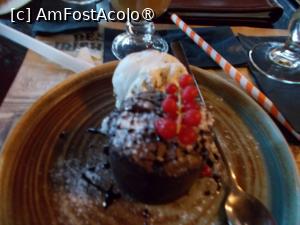 [P18] Lava cake cu Malaga » foto by Zoazore
 - 
<span class="allrVoted glyphicon glyphicon-heart hidden" id="av1485302"></span>
<a class="m-l-10 hidden" id="sv1485302" onclick="voting_Foto_DelVot(,1485302,13316)" role="button">șterge vot <span class="glyphicon glyphicon-remove"></span></a>
<a id="v91485302" class=" c-red"  onclick="voting_Foto_SetVot(1485302)" role="button"><span class="glyphicon glyphicon-heart-empty"></span> <b>LIKE</b> = Votează poza</a> <img class="hidden"  id="f1485302W9" src="/imagini/loader.gif" border="0" /><span class="AjErrMes hidden" id="e1485302ErM"></span>