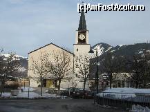[P24] Biserica in Zell am See » foto by sosso
 - 
<span class="allrVoted glyphicon glyphicon-heart hidden" id="av390379"></span>
<a class="m-l-10 hidden" id="sv390379" onclick="voting_Foto_DelVot(,390379,13328)" role="button">șterge vot <span class="glyphicon glyphicon-remove"></span></a>
<a id="v9390379" class=" c-red"  onclick="voting_Foto_SetVot(390379)" role="button"><span class="glyphicon glyphicon-heart-empty"></span> <b>LIKE</b> = Votează poza</a> <img class="hidden"  id="f390379W9" src="/imagini/loader.gif" border="0" /><span class="AjErrMes hidden" id="e390379ErM"></span>