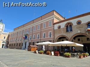 [P89] Piazza del Popolo - Palazzo Apostolico (prefectura) » foto by Carmen Ion
 - 
<span class="allrVoted glyphicon glyphicon-heart hidden" id="av1543856"></span>
<a class="m-l-10 hidden" id="sv1543856" onclick="voting_Foto_DelVot(,1543856,13338)" role="button">șterge vot <span class="glyphicon glyphicon-remove"></span></a>
<a id="v91543856" class=" c-red"  onclick="voting_Foto_SetVot(1543856)" role="button"><span class="glyphicon glyphicon-heart-empty"></span> <b>LIKE</b> = Votează poza</a> <img class="hidden"  id="f1543856W9" src="/imagini/loader.gif" border="0" /><span class="AjErrMes hidden" id="e1543856ErM"></span>