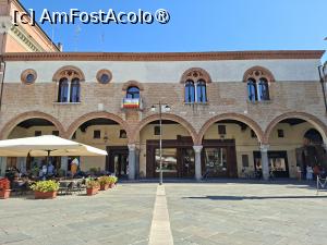 [P92] Piazza del Popolo - Palazzetto Venetiano » foto by Carmen Ion
 - 
<span class="allrVoted glyphicon glyphicon-heart hidden" id="av1543859"></span>
<a class="m-l-10 hidden" id="sv1543859" onclick="voting_Foto_DelVot(,1543859,13338)" role="button">șterge vot <span class="glyphicon glyphicon-remove"></span></a>
<a id="v91543859" class=" c-red"  onclick="voting_Foto_SetVot(1543859)" role="button"><span class="glyphicon glyphicon-heart-empty"></span> <b>LIKE</b> = Votează poza</a> <img class="hidden"  id="f1543859W9" src="/imagini/loader.gif" border="0" /><span class="AjErrMes hidden" id="e1543859ErM"></span>