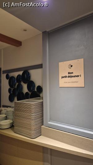 [P16] Hotel Ibis La Defense - spre sala de mic dejun » foto by ANILU
 - 
<span class="allrVoted glyphicon glyphicon-heart hidden" id="av1522110"></span>
<a class="m-l-10 hidden" id="sv1522110" onclick="voting_Foto_DelVot(,1522110,13383)" role="button">șterge vot <span class="glyphicon glyphicon-remove"></span></a>
<a id="v91522110" class=" c-red"  onclick="voting_Foto_SetVot(1522110)" role="button"><span class="glyphicon glyphicon-heart-empty"></span> <b>LIKE</b> = Votează poza</a> <img class="hidden"  id="f1522110W9" src="/imagini/loader.gif" border="0" /><span class="AjErrMes hidden" id="e1522110ErM"></span>