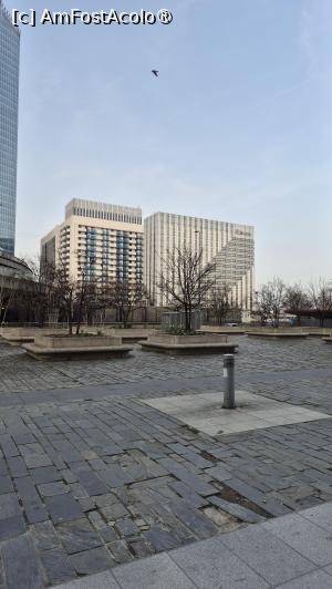 [P02] Hotel Ibis La Defense » foto by ANILU
 - 
<span class="allrVoted glyphicon glyphicon-heart hidden" id="av1522096"></span>
<a class="m-l-10 hidden" id="sv1522096" onclick="voting_Foto_DelVot(,1522096,13383)" role="button">șterge vot <span class="glyphicon glyphicon-remove"></span></a>
<a id="v91522096" class=" c-red"  onclick="voting_Foto_SetVot(1522096)" role="button"><span class="glyphicon glyphicon-heart-empty"></span> <b>LIKE</b> = Votează poza</a> <img class="hidden"  id="f1522096W9" src="/imagini/loader.gif" border="0" /><span class="AjErrMes hidden" id="e1522096ErM"></span>