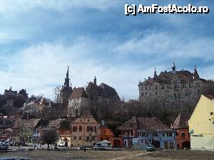 [P06] cetatea Sighisoara privita de jos » foto by dannas
 - 
<span class="allrVoted glyphicon glyphicon-heart hidden" id="av402294"></span>
<a class="m-l-10 hidden" id="sv402294" onclick="voting_Foto_DelVot(,402294,13498)" role="button">șterge vot <span class="glyphicon glyphicon-remove"></span></a>
<a id="v9402294" class=" c-red"  onclick="voting_Foto_SetVot(402294)" role="button"><span class="glyphicon glyphicon-heart-empty"></span> <b>LIKE</b> = Votează poza</a> <img class="hidden"  id="f402294W9" src="/imagini/loader.gif" border="0" /><span class="AjErrMes hidden" id="e402294ErM"></span>