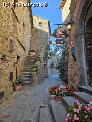 [P19] Civita di Bagnoregio » foto by Chloe
 - 
<span class="allrVoted glyphicon glyphicon-heart hidden" id="av1452830"></span>
<a class="m-l-10 hidden" id="sv1452830" onclick="voting_Foto_DelVot(,1452830,13517)" role="button">șterge vot <span class="glyphicon glyphicon-remove"></span></a>
<a id="v91452830" class=" c-red"  onclick="voting_Foto_SetVot(1452830)" role="button"><span class="glyphicon glyphicon-heart-empty"></span> <b>LIKE</b> = Votează poza</a> <img class="hidden"  id="f1452830W9" src="/imagini/loader.gif" border="0" /><span class="AjErrMes hidden" id="e1452830ErM"></span>