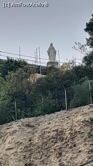 [P32] Orange, statuia Fecioarei Maria » foto by Yolanda
 - 
<span class="allrVoted glyphicon glyphicon-heart hidden" id="av1516592"></span>
<a class="m-l-10 hidden" id="sv1516592" onclick="voting_Foto_DelVot(,1516592,13769)" role="button">șterge vot <span class="glyphicon glyphicon-remove"></span></a>
<a id="v91516592" class=" c-red"  onclick="voting_Foto_SetVot(1516592)" role="button"><span class="glyphicon glyphicon-heart-empty"></span> <b>LIKE</b> = Votează poza</a> <img class="hidden"  id="f1516592W9" src="/imagini/loader.gif" border="0" /><span class="AjErrMes hidden" id="e1516592ErM"></span>