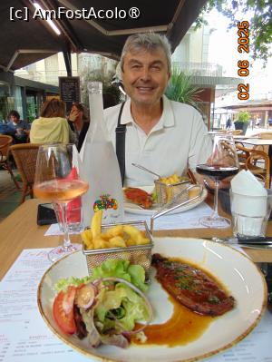 [P53] restaurant Le Pigalle » foto by Yolanda
 - 
<span class="allrVoted glyphicon glyphicon-heart hidden" id="av1516613"></span>
<a class="m-l-10 hidden" id="sv1516613" onclick="voting_Foto_DelVot(,1516613,13769)" role="button">șterge vot <span class="glyphicon glyphicon-remove"></span></a>
<a id="v91516613" class=" c-red"  onclick="voting_Foto_SetVot(1516613)" role="button"><span class="glyphicon glyphicon-heart-empty"></span> <b>LIKE</b> = Votează poza</a> <img class="hidden"  id="f1516613W9" src="/imagini/loader.gif" border="0" /><span class="AjErrMes hidden" id="e1516613ErM"></span>