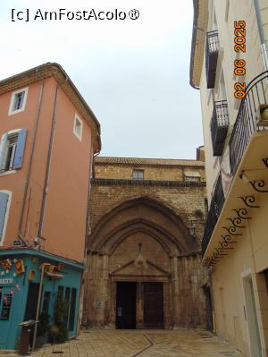 [P06] Catedrala Notre Dame d’Orange » foto by Yolanda
 - 
<span class="allrVoted glyphicon glyphicon-heart hidden" id="av1516566"></span>
<a class="m-l-10 hidden" id="sv1516566" onclick="voting_Foto_DelVot(,1516566,13769)" role="button">șterge vot <span class="glyphicon glyphicon-remove"></span></a>
<a id="v91516566" class=" c-red"  onclick="voting_Foto_SetVot(1516566)" role="button"><span class="glyphicon glyphicon-heart-empty"></span> <b>LIKE</b> = Votează poza</a> <img class="hidden"  id="f1516566W9" src="/imagini/loader.gif" border="0" /><span class="AjErrMes hidden" id="e1516566ErM"></span>