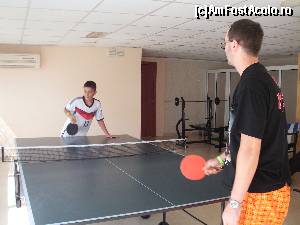 [P17] Ping-pong in sala de fitness » foto by dune
 - 
<span class="allrVoted glyphicon glyphicon-heart hidden" id="av673111"></span>
<a class="m-l-10 hidden" id="sv673111" onclick="voting_Foto_DelVot(,673111,13770)" role="button">șterge vot <span class="glyphicon glyphicon-remove"></span></a>
<a id="v9673111" class=" c-red"  onclick="voting_Foto_SetVot(673111)" role="button"><span class="glyphicon glyphicon-heart-empty"></span> <b>LIKE</b> = Votează poza</a> <img class="hidden"  id="f673111W9" src="/imagini/loader.gif" border="0" /><span class="AjErrMes hidden" id="e673111ErM"></span>