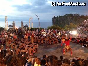 [P15] Dans tematic la Ulu Watu temple » foto by eduardradupaul*
 - 
<span class="allrVoted glyphicon glyphicon-heart hidden" id="av410421"></span>
<a class="m-l-10 hidden" id="sv410421" onclick="voting_Foto_DelVot(,410421,13866)" role="button">șterge vot <span class="glyphicon glyphicon-remove"></span></a>
<a id="v9410421" class=" c-red"  onclick="voting_Foto_SetVot(410421)" role="button"><span class="glyphicon glyphicon-heart-empty"></span> <b>LIKE</b> = Votează poza</a> <img class="hidden"  id="f410421W9" src="/imagini/loader.gif" border="0" /><span class="AjErrMes hidden" id="e410421ErM"></span>