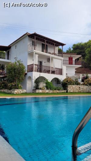 [P01] Vila Alissia, Koukounaries » foto by vlado2
 - 
<span class="allrVoted glyphicon glyphicon-heart hidden" id="av1518225"></span>
<a class="m-l-10 hidden" id="sv1518225" onclick="voting_Foto_DelVot(,1518225,13896)" role="button">șterge vot <span class="glyphicon glyphicon-remove"></span></a>
<a id="v91518225" class=" c-red"  onclick="voting_Foto_SetVot(1518225)" role="button"><span class="glyphicon glyphicon-heart-empty"></span> <b>LIKE</b> = Votează poza</a> <img class="hidden"  id="f1518225W9" src="/imagini/loader.gif" border="0" /><span class="AjErrMes hidden" id="e1518225ErM"></span>