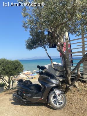 [P17] Plajă și scuter tipic grecesc » foto by ManuelaManu
 - 
<span class="allrVoted glyphicon glyphicon-heart hidden" id="av1489815"></span>
<a class="m-l-10 hidden" id="sv1489815" onclick="voting_Foto_DelVot(,1489815,13949)" role="button">șterge vot <span class="glyphicon glyphicon-remove"></span></a>
<a id="v91489815" class=" c-red"  onclick="voting_Foto_SetVot(1489815)" role="button"><span class="glyphicon glyphicon-heart-empty"></span> <b>LIKE</b> = Votează poza</a> <img class="hidden"  id="f1489815W9" src="/imagini/loader.gif" border="0" /><span class="AjErrMes hidden" id="e1489815ErM"></span>