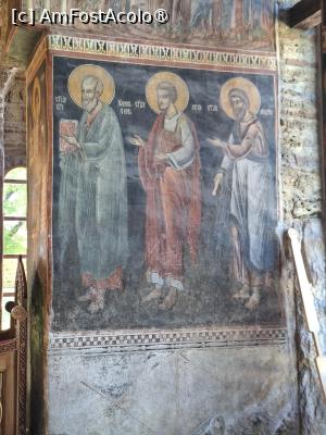 [P14] Mănăstire Gračanica, Biserica Adormirea Maicii Domnului, Pridvorul, Cei trei Arhangheli, Gavril, Mihail în centru și Rafail » foto by mprofeanu
 - 
<span class="allrVoted glyphicon glyphicon-heart hidden" id="av1544769"></span>
<a class="m-l-10 hidden" id="sv1544769" onclick="voting_Foto_DelVot(,1544769,13973)" role="button">șterge vot <span class="glyphicon glyphicon-remove"></span></a>
<a id="v91544769" class=" c-red"  onclick="voting_Foto_SetVot(1544769)" role="button"><span class="glyphicon glyphicon-heart-empty"></span> <b>LIKE</b> = Votează poza</a> <img class="hidden"  id="f1544769W9" src="/imagini/loader.gif" border="0" /><span class="AjErrMes hidden" id="e1544769ErM"></span>