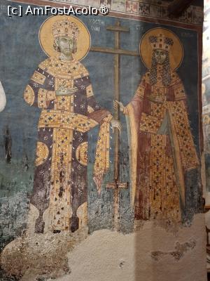 [P27] Mănăstire Gračanica, Biserica Adormirea Maicii Domnului, Naosul, Sfinții Împărați Constantin și Elena » foto by mprofeanu
 - 
<span class="allrVoted glyphicon glyphicon-heart hidden" id="av1544782"></span>
<a class="m-l-10 hidden" id="sv1544782" onclick="voting_Foto_DelVot(,1544782,13973)" role="button">șterge vot <span class="glyphicon glyphicon-remove"></span></a>
<a id="v91544782" class=" c-red"  onclick="voting_Foto_SetVot(1544782)" role="button"><span class="glyphicon glyphicon-heart-empty"></span> <b>LIKE</b> = Votează poza</a> <img class="hidden"  id="f1544782W9" src="/imagini/loader.gif" border="0" /><span class="AjErrMes hidden" id="e1544782ErM"></span>