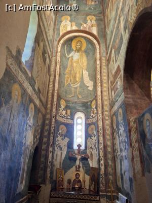 [P33] 33 Mănăstire Gračanica, Biserica Adormirea Maicii Domnului, Naosul, Paraclisul dinspre sud, Sf. Nicolae » foto by mprofeanu
 - 
<span class="allrVoted glyphicon glyphicon-heart hidden" id="av1544788"></span>
<a class="m-l-10 hidden" id="sv1544788" onclick="voting_Foto_DelVot(,1544788,13973)" role="button">șterge vot <span class="glyphicon glyphicon-remove"></span></a>
<a id="v91544788" class=" c-red"  onclick="voting_Foto_SetVot(1544788)" role="button"><span class="glyphicon glyphicon-heart-empty"></span> <b>LIKE</b> = Votează poza</a> <img class="hidden"  id="f1544788W9" src="/imagini/loader.gif" border="0" /><span class="AjErrMes hidden" id="e1544788ErM"></span>