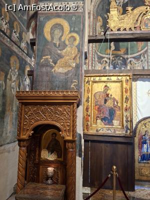 [P37] Mănăstire Gračanica, Biserica Adormirea Maicii Domnului, Altarul cu Icoane » foto by mprofeanu
 - 
<span class="allrVoted glyphicon glyphicon-heart hidden" id="av1544792"></span>
<a class="m-l-10 hidden" id="sv1544792" onclick="voting_Foto_DelVot(,1544792,13973)" role="button">șterge vot <span class="glyphicon glyphicon-remove"></span></a>
<a id="v91544792" class=" c-red"  onclick="voting_Foto_SetVot(1544792)" role="button"><span class="glyphicon glyphicon-heart-empty"></span> <b>LIKE</b> = Votează poza</a> <img class="hidden"  id="f1544792W9" src="/imagini/loader.gif" border="0" /><span class="AjErrMes hidden" id="e1544792ErM"></span>
