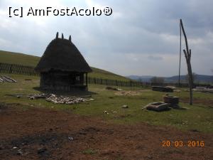 [P43] Orăștie - La 1 km de oraș, un muzeu țărănesc.  » foto by iulianic
 - 
<span class="allrVoted glyphicon glyphicon-heart hidden" id="av731298"></span>
<a class="m-l-10 hidden" id="sv731298" onclick="voting_Foto_DelVot(,731298,14143)" role="button">șterge vot <span class="glyphicon glyphicon-remove"></span></a>
<a id="v9731298" class=" c-red"  onclick="voting_Foto_SetVot(731298)" role="button"><span class="glyphicon glyphicon-heart-empty"></span> <b>LIKE</b> = Votează poza</a> <img class="hidden"  id="f731298W9" src="/imagini/loader.gif" border="0" /><span class="AjErrMes hidden" id="e731298ErM"></span>