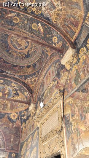 [P09] Picturile din Mănăstirea Cozia » foto by vlado2
 - 
<span class="allrVoted glyphicon glyphicon-heart hidden" id="av1523702"></span>
<a class="m-l-10 hidden" id="sv1523702" onclick="voting_Foto_DelVot(,1523702,14154)" role="button">șterge vot <span class="glyphicon glyphicon-remove"></span></a>
<a id="v91523702" class=" c-red"  onclick="voting_Foto_SetVot(1523702)" role="button"><span class="glyphicon glyphicon-heart-empty"></span> <b>LIKE</b> = Votează poza</a> <img class="hidden"  id="f1523702W9" src="/imagini/loader.gif" border="0" /><span class="AjErrMes hidden" id="e1523702ErM"></span>