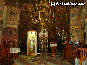 [P12] Mănăstirea Coșula: interior din Biserica Sf. Nicolae » foto by mariana.olaru
 - 
<span class="allrVoted glyphicon glyphicon-heart hidden" id="av421012"></span>
<a class="m-l-10 hidden" id="sv421012" onclick="voting_Foto_DelVot(,421012,14160)" role="button">șterge vot <span class="glyphicon glyphicon-remove"></span></a>
<a id="v9421012" class=" c-red"  onclick="voting_Foto_SetVot(421012)" role="button"><span class="glyphicon glyphicon-heart-empty"></span> <b>LIKE</b> = Votează poza</a> <img class="hidden"  id="f421012W9" src="/imagini/loader.gif" border="0" /><span class="AjErrMes hidden" id="e421012ErM"></span>