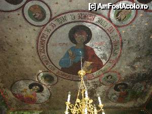 [P40] Mănăstirea Vorona: interior Biserica Nașterea Maicii Domnului cu pictură pe plafon » foto by mariana.olaru
 - 
<span class="allrVoted glyphicon glyphicon-heart hidden" id="av421057"></span>
<a class="m-l-10 hidden" id="sv421057" onclick="voting_Foto_DelVot(,421057,14160)" role="button">șterge vot <span class="glyphicon glyphicon-remove"></span></a>
<a id="v9421057" class=" c-red"  onclick="voting_Foto_SetVot(421057)" role="button"><span class="glyphicon glyphicon-heart-empty"></span> <b>LIKE</b> = Votează poza</a> <img class="hidden"  id="f421057W9" src="/imagini/loader.gif" border="0" /><span class="AjErrMes hidden" id="e421057ErM"></span>