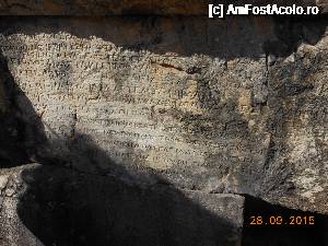 [P11] Butrint - Între Templul lui Asclepius şi Teatru, ziduri inscripţionate cu nume de sclavi eliberaţi.  » foto by iulianic
 - 
<span class="allrVoted glyphicon glyphicon-heart hidden" id="av689451"></span>
<a class="m-l-10 hidden" id="sv689451" onclick="voting_Foto_DelVot(,689451,14195)" role="button">șterge vot <span class="glyphicon glyphicon-remove"></span></a>
<a id="v9689451" class=" c-red"  onclick="voting_Foto_SetVot(689451)" role="button"><span class="glyphicon glyphicon-heart-empty"></span> <b>LIKE</b> = Votează poza</a> <img class="hidden"  id="f689451W9" src="/imagini/loader.gif" border="0" /><span class="AjErrMes hidden" id="e689451ErM"></span>