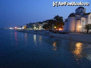 [P03] pe malul marii in Paralia by night: -)  » foto by LauraMihaela22
 - 
<span class="allrVoted glyphicon glyphicon-heart hidden" id="av471854"></span>
<a class="m-l-10 hidden" id="sv471854" onclick="voting_Foto_DelVot(,471854,14222)" role="button">șterge vot <span class="glyphicon glyphicon-remove"></span></a>
<a id="v9471854" class=" c-red"  onclick="voting_Foto_SetVot(471854)" role="button"><span class="glyphicon glyphicon-heart-empty"></span> <b>LIKE</b> = Votează poza</a> <img class="hidden"  id="f471854W9" src="/imagini/loader.gif" border="0" /><span class="AjErrMes hidden" id="e471854ErM"></span>