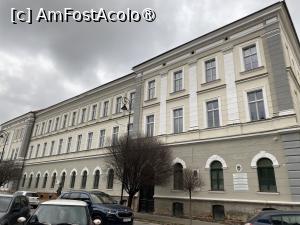 [P24] Sfântu Gheorghe. Colegiul Național 'Szekely Miko' din centrul orașului. » foto by Floria
 - 
<span class="allrVoted glyphicon glyphicon-heart hidden" id="av1514988"></span>
<a class="m-l-10 hidden" id="sv1514988" onclick="voting_Foto_DelVot(,1514988,14513)" role="button">șterge vot <span class="glyphicon glyphicon-remove"></span></a>
<a id="v91514988" class=" c-red"  onclick="voting_Foto_SetVot(1514988)" role="button"><span class="glyphicon glyphicon-heart-empty"></span> <b>LIKE</b> = Votează poza</a> <img class="hidden"  id="f1514988W9" src="/imagini/loader.gif" border="0" /><span class="AjErrMes hidden" id="e1514988ErM"></span>