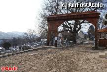 P33 [MAR-2012] Poarta săsească spre cimitirul reformat