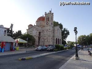 [P96] Aegina Town : Biserica Agios Nikolaos » foto by mariana.olaru
 - 
<span class="allrVoted glyphicon glyphicon-heart hidden" id="av688189"></span>
<a class="m-l-10 hidden" id="sv688189" onclick="voting_Foto_DelVot(,688189,14569)" role="button">șterge vot <span class="glyphicon glyphicon-remove"></span></a>
<a id="v9688189" class=" c-red"  onclick="voting_Foto_SetVot(688189)" role="button"><span class="glyphicon glyphicon-heart-empty"></span> <b>LIKE</b> = Votează poza</a> <img class="hidden"  id="f688189W9" src="/imagini/loader.gif" border="0" /><span class="AjErrMes hidden" id="e688189ErM"></span>